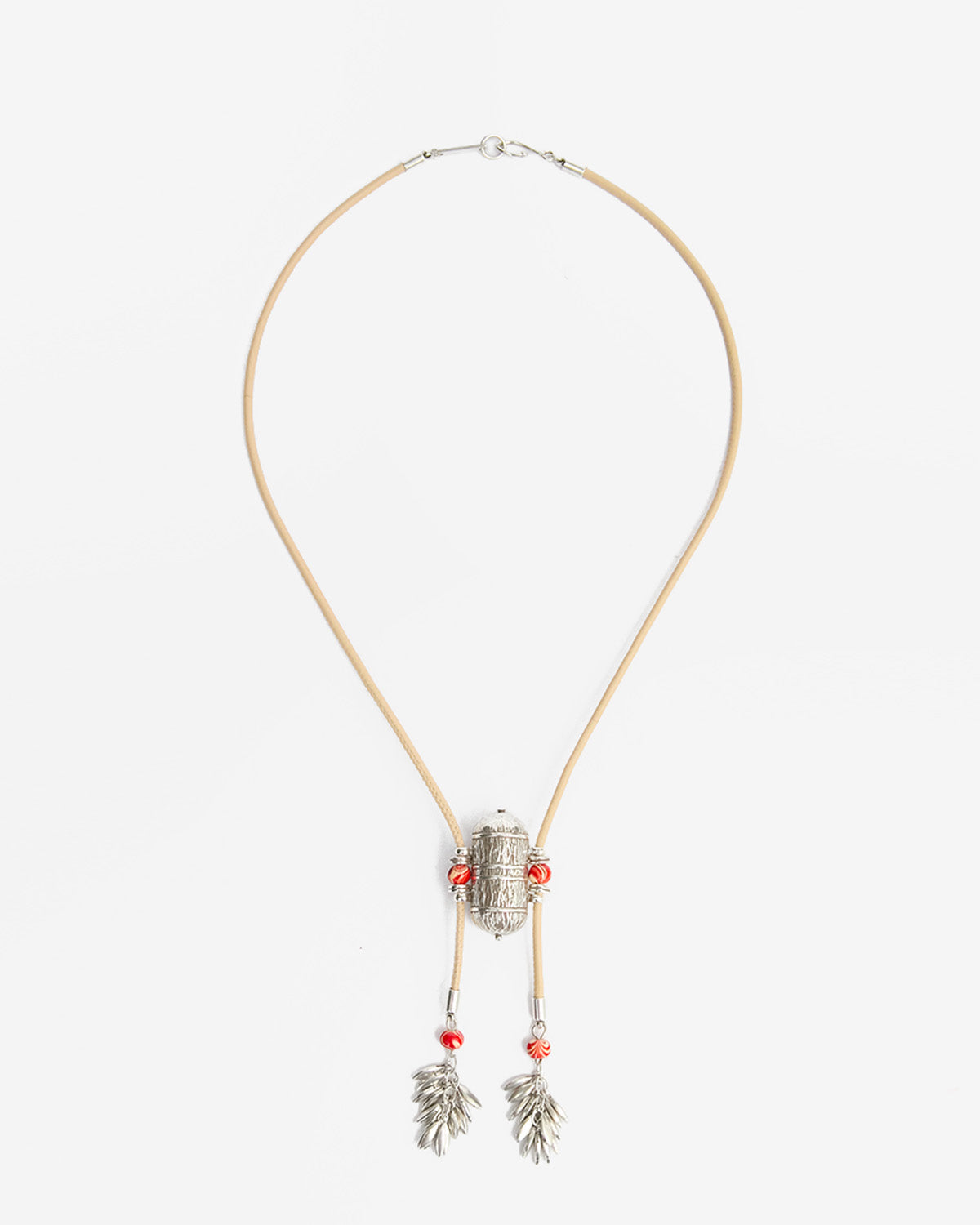COLLIER JANIS